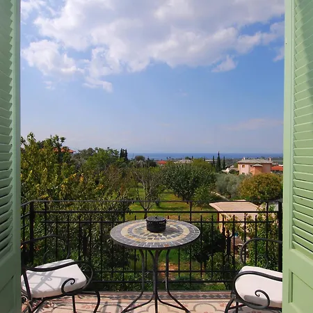 The Four Seasons Apartment
